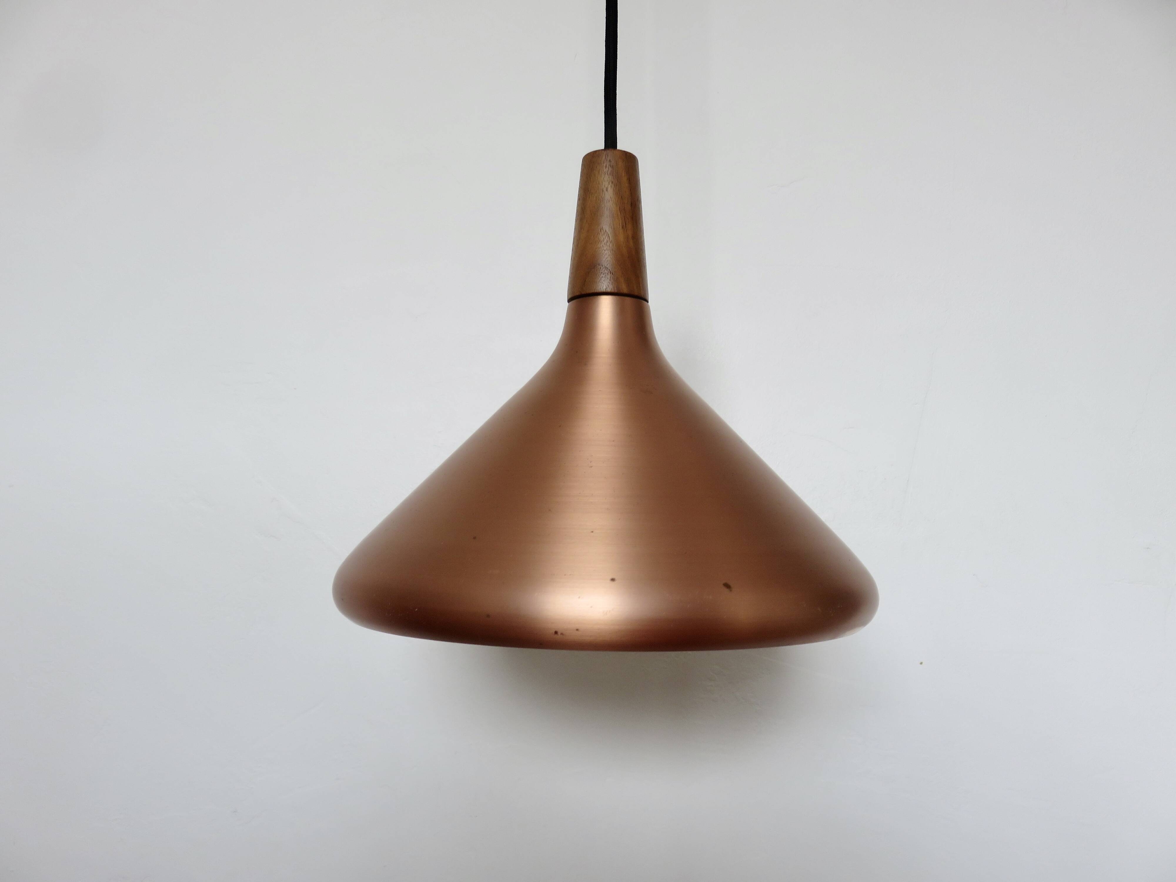 Suspension scandinave cuivre et teck, 80s'