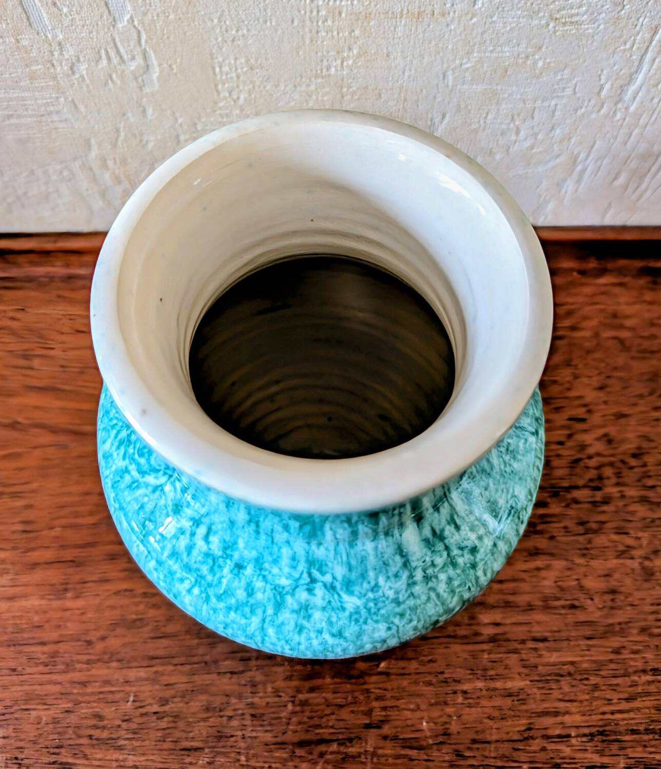 Vase en céramique signé Michel Delmotte
