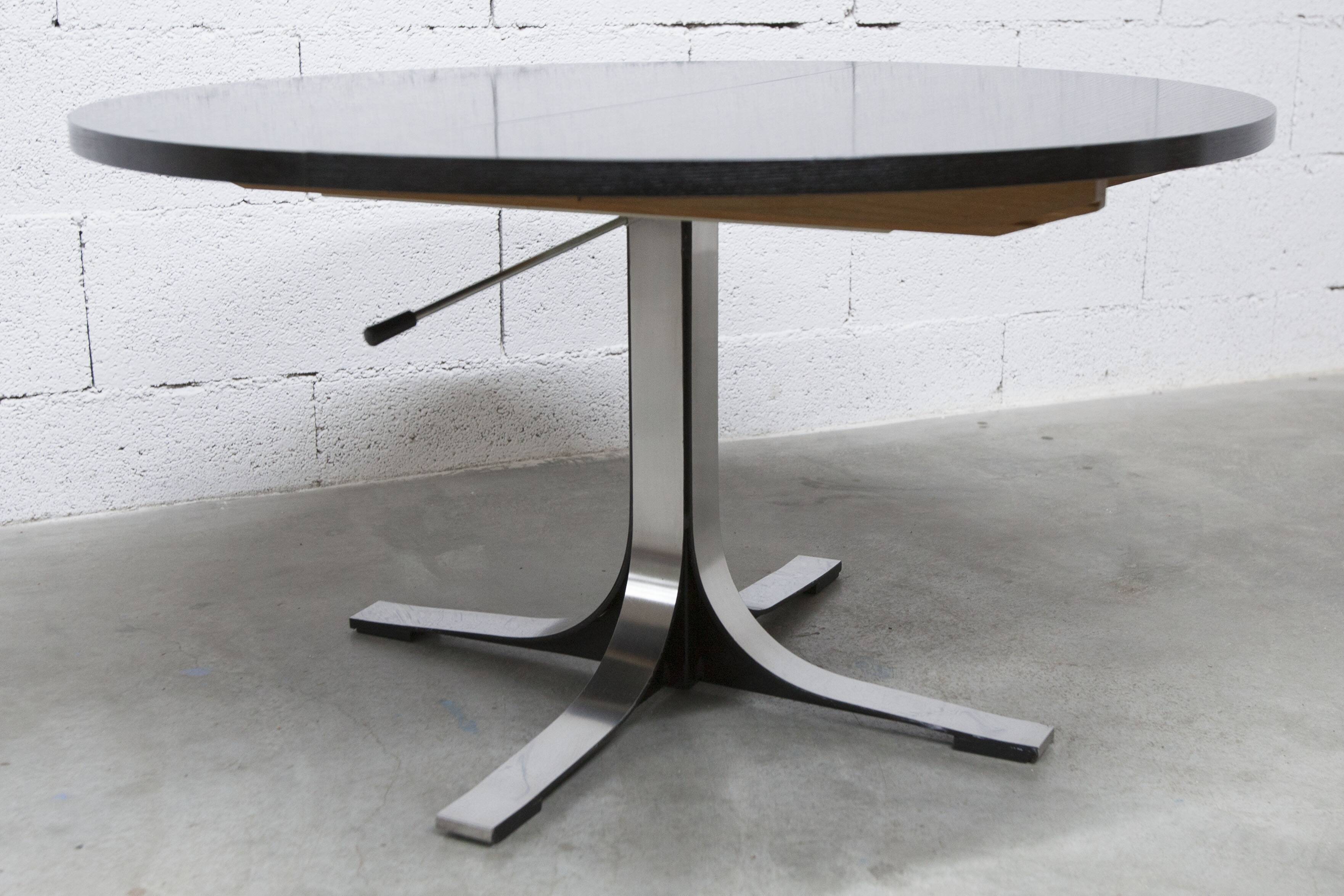 Round table rises and lowers Osvaldo Borsani black and chrome with extension