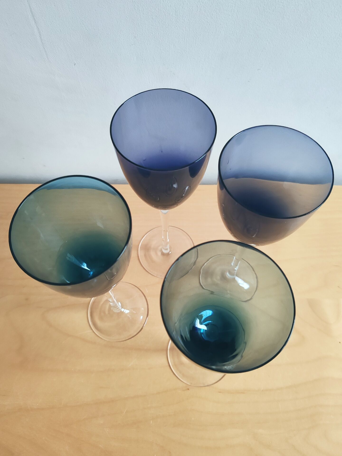 Set of 4 Vintage Bicoloured Glasses
