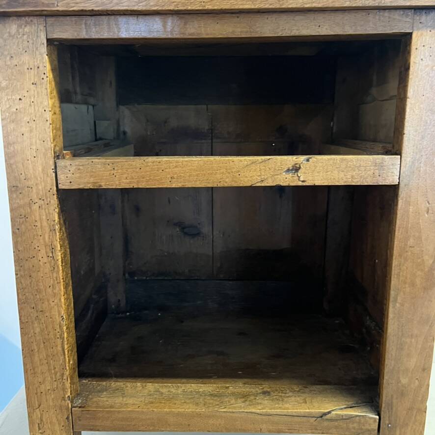 Chevet classique en bois