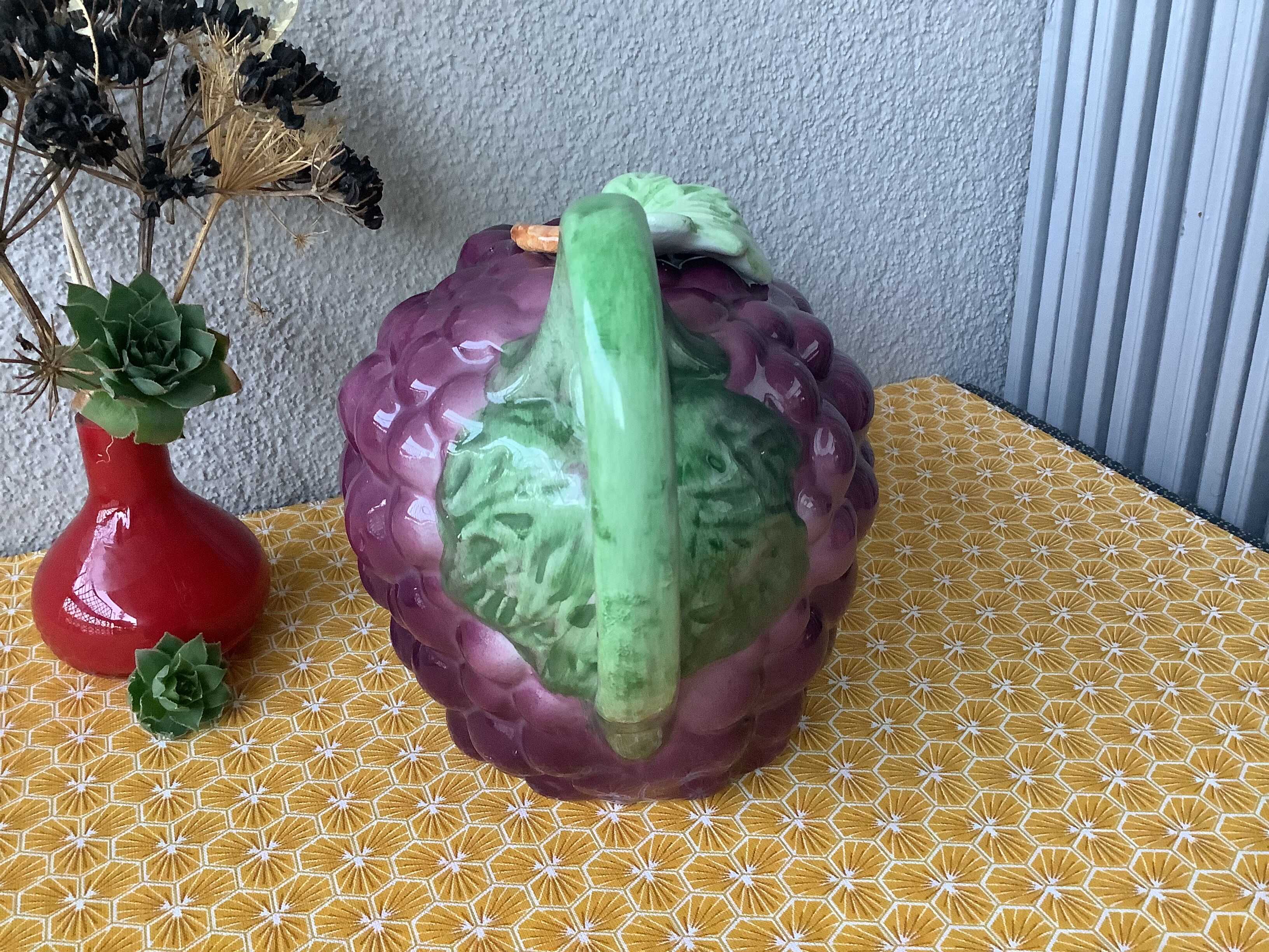 Pitcher slurry grape