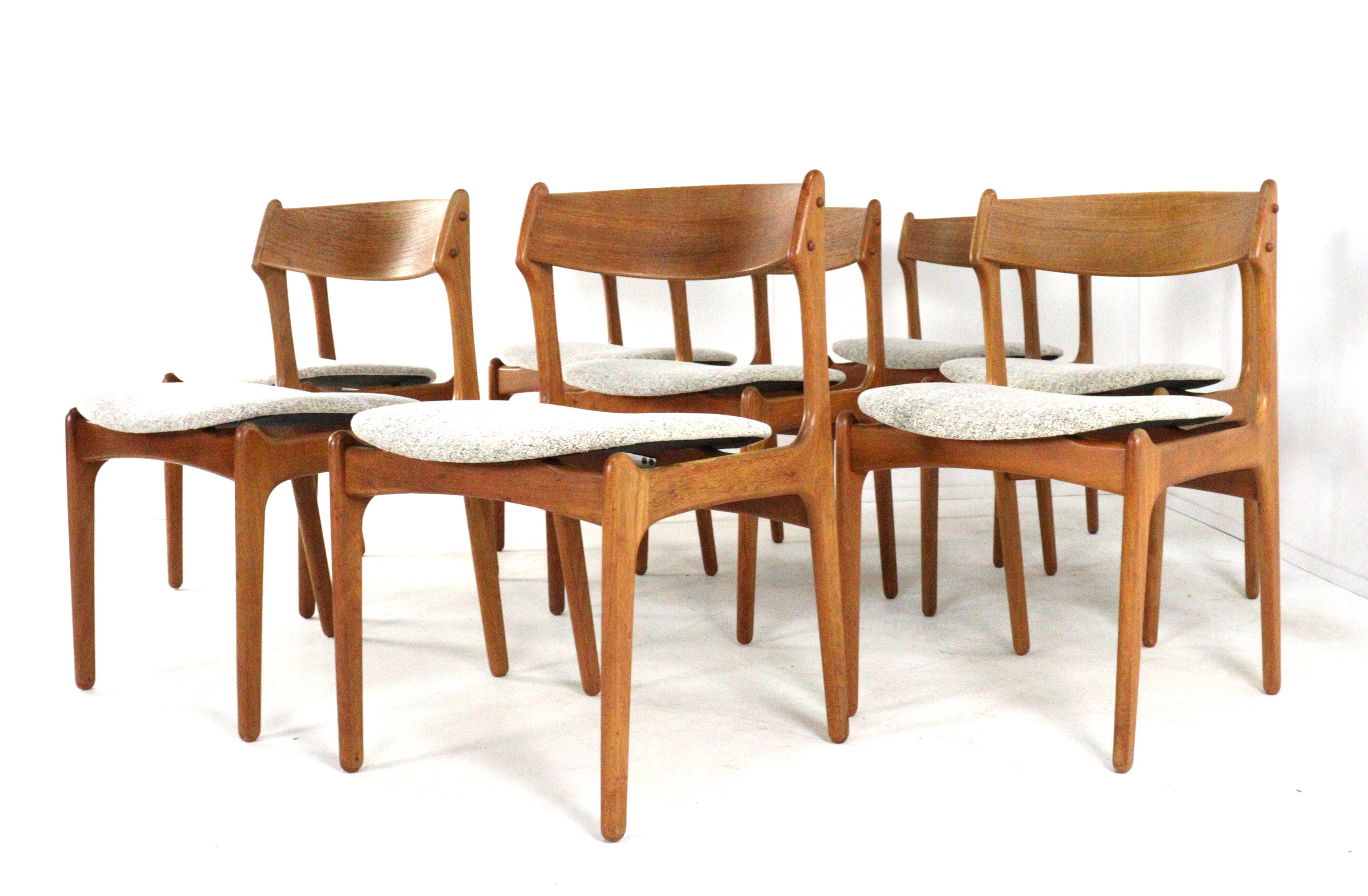 Erik Buch chairs for O.D. Møbler model 49 'Bjur' | several pieces in stock