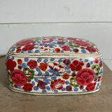 Old lacquered papier-mâché jewelry box