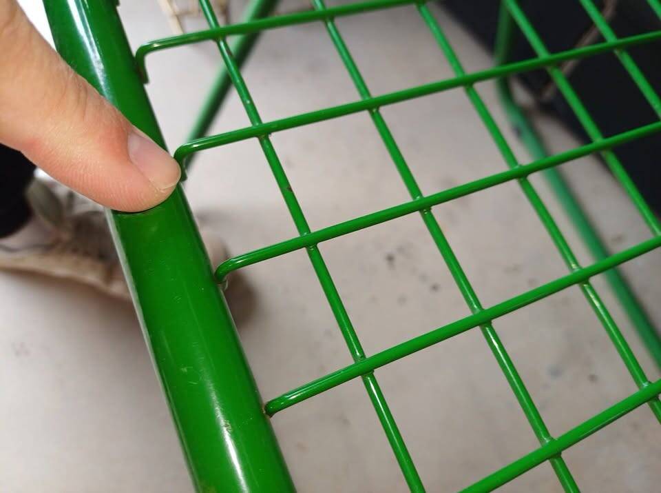 Vintage metal folding chair trio "Grillage" - Ted Net