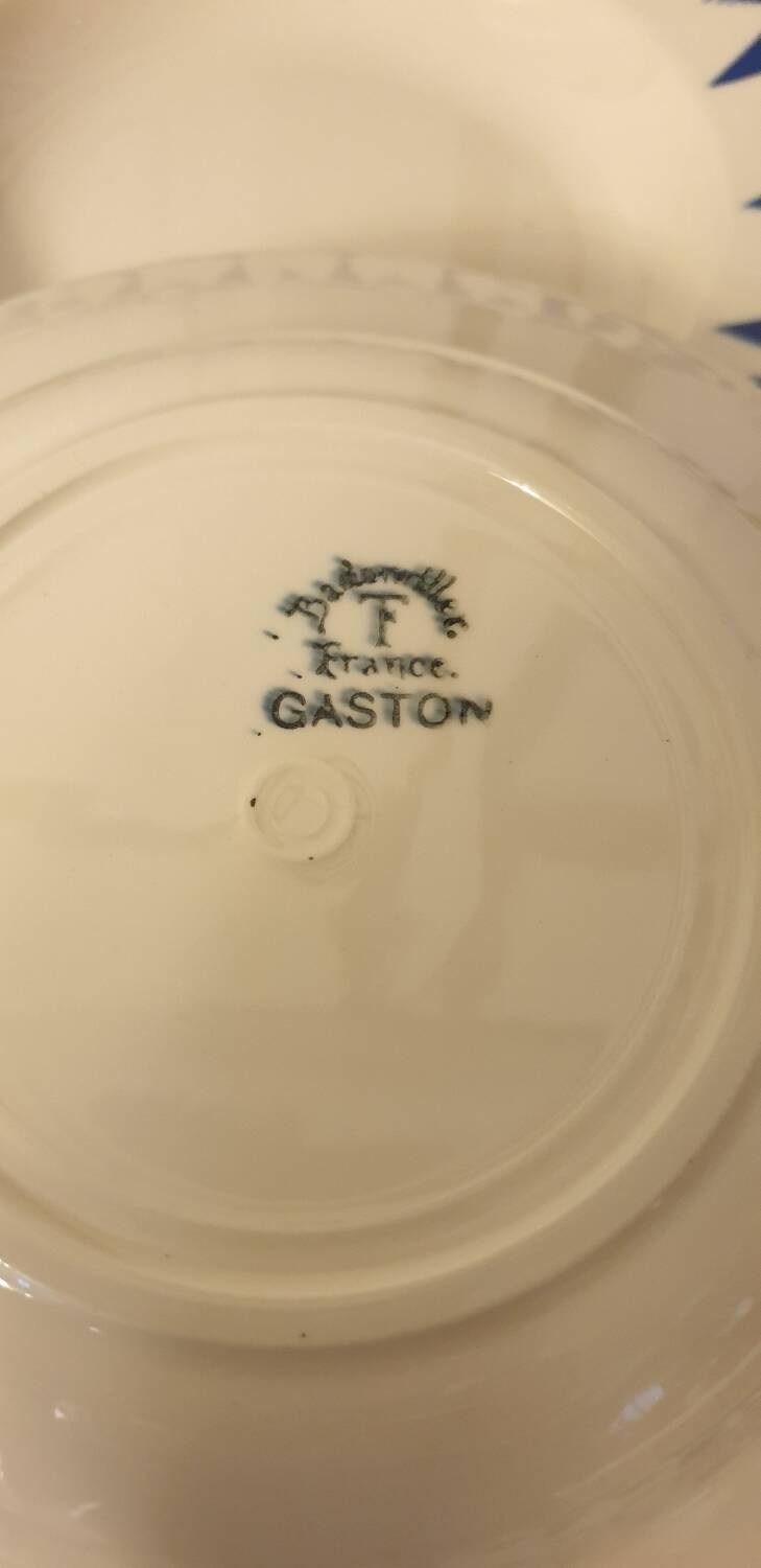 Six Gaston de Badonviller plates