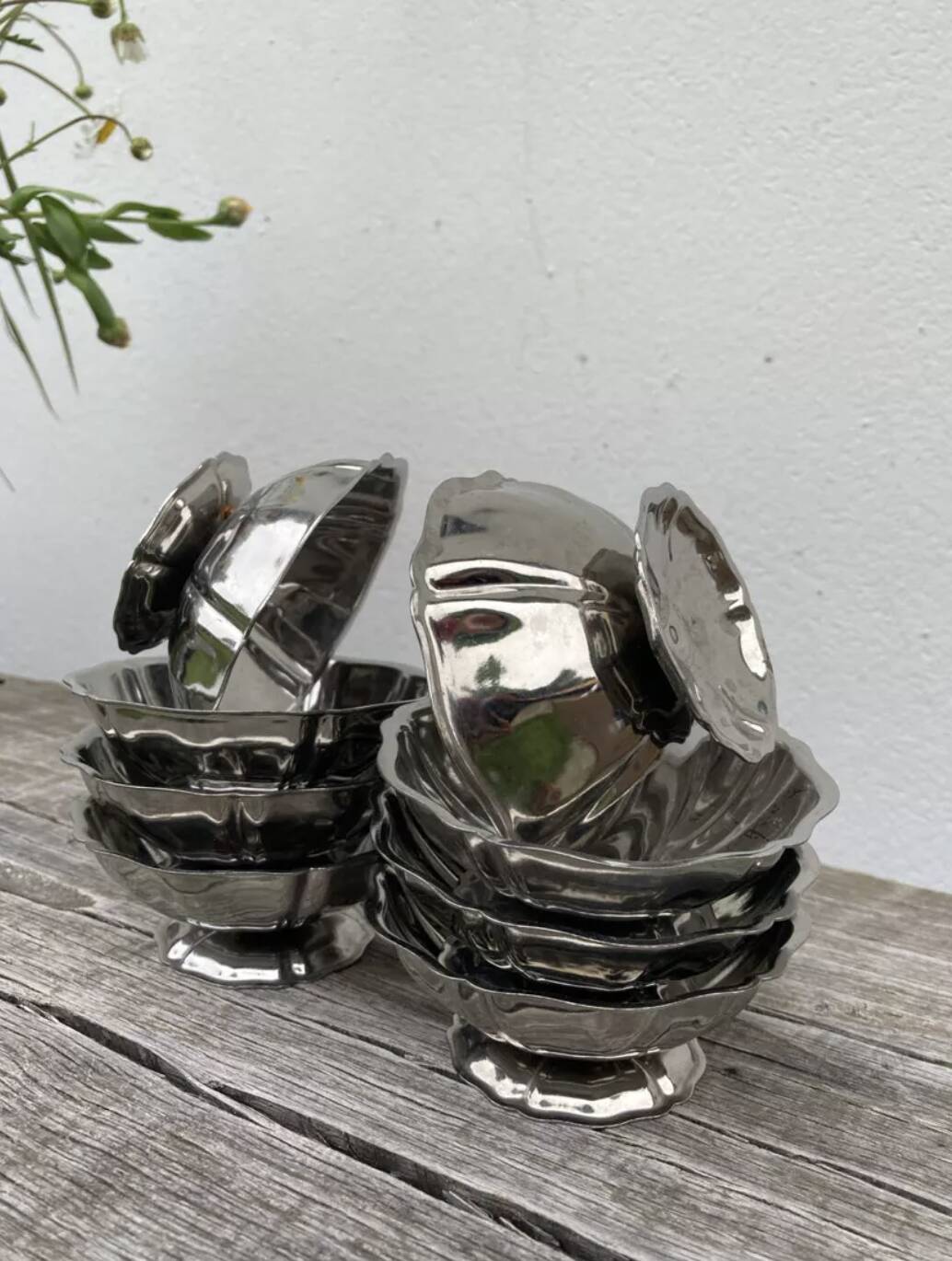 8 stainless steel cups 1970