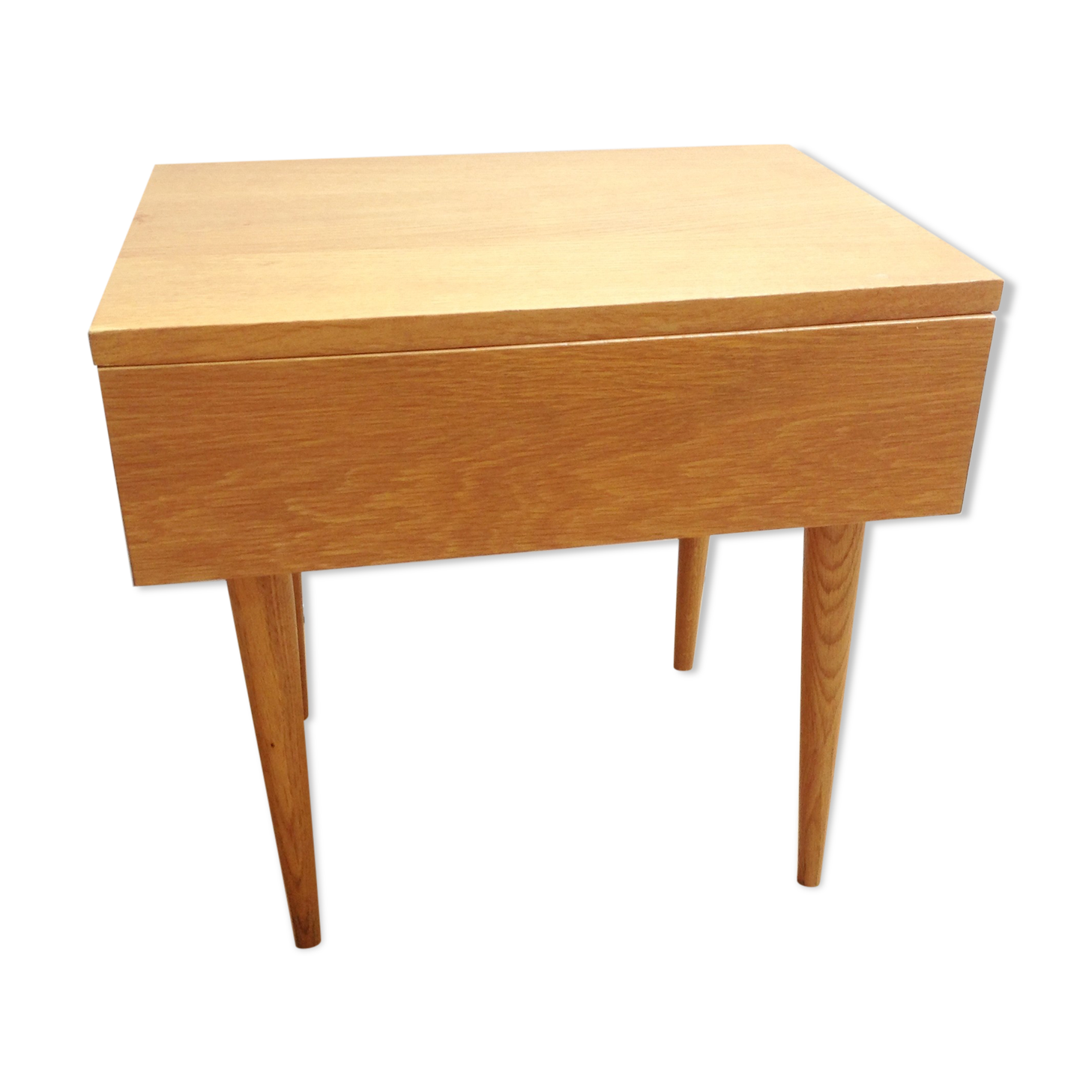 Table de chevet en bois verni style scandinave / vintage années 60-70