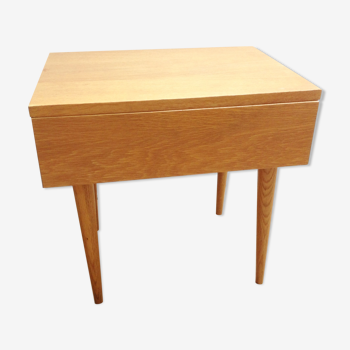 Table de chevet en bois verni style scandinave / vintage années 60-70