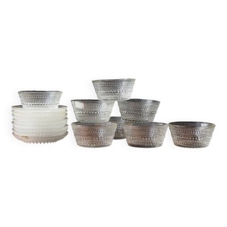 Kastehselmi Plates and Bowls in Clear Glass Art by Oiva Toikka for Arabic, Set of 16