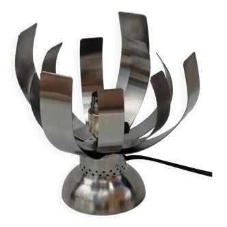 Flower table lamp in chrome metal space age vintage 60s