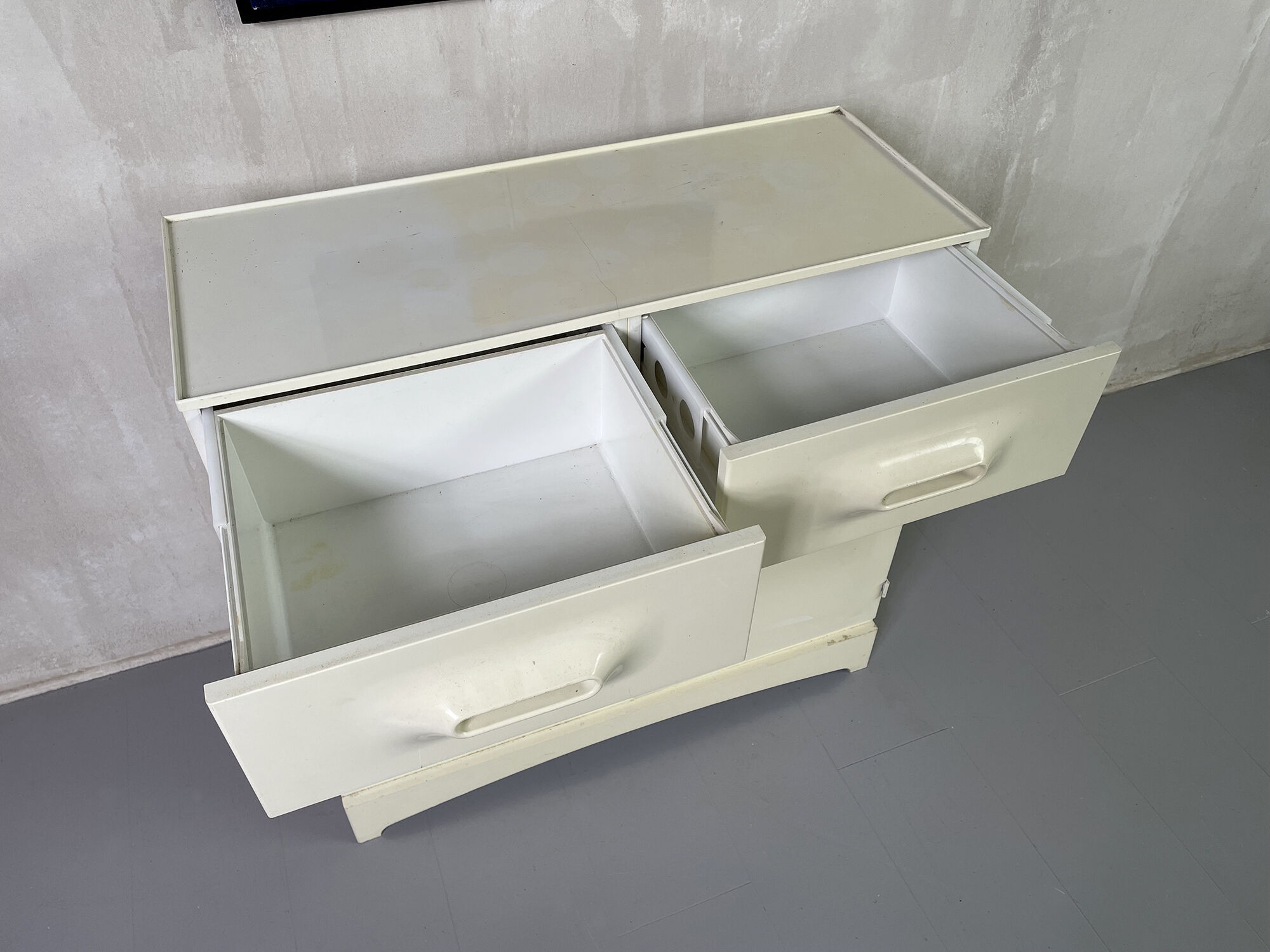 Kitchen buffet distributed by Prisunic, 1970