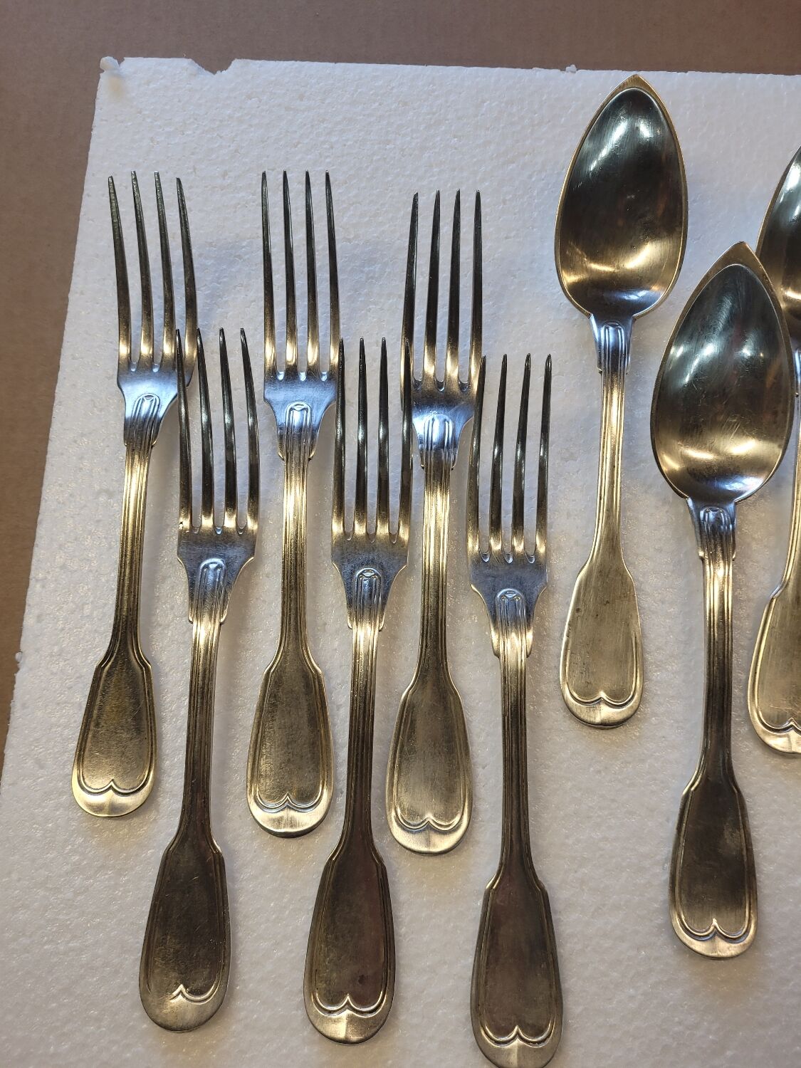 Silver metal housewife 6 spoons, 6 forks