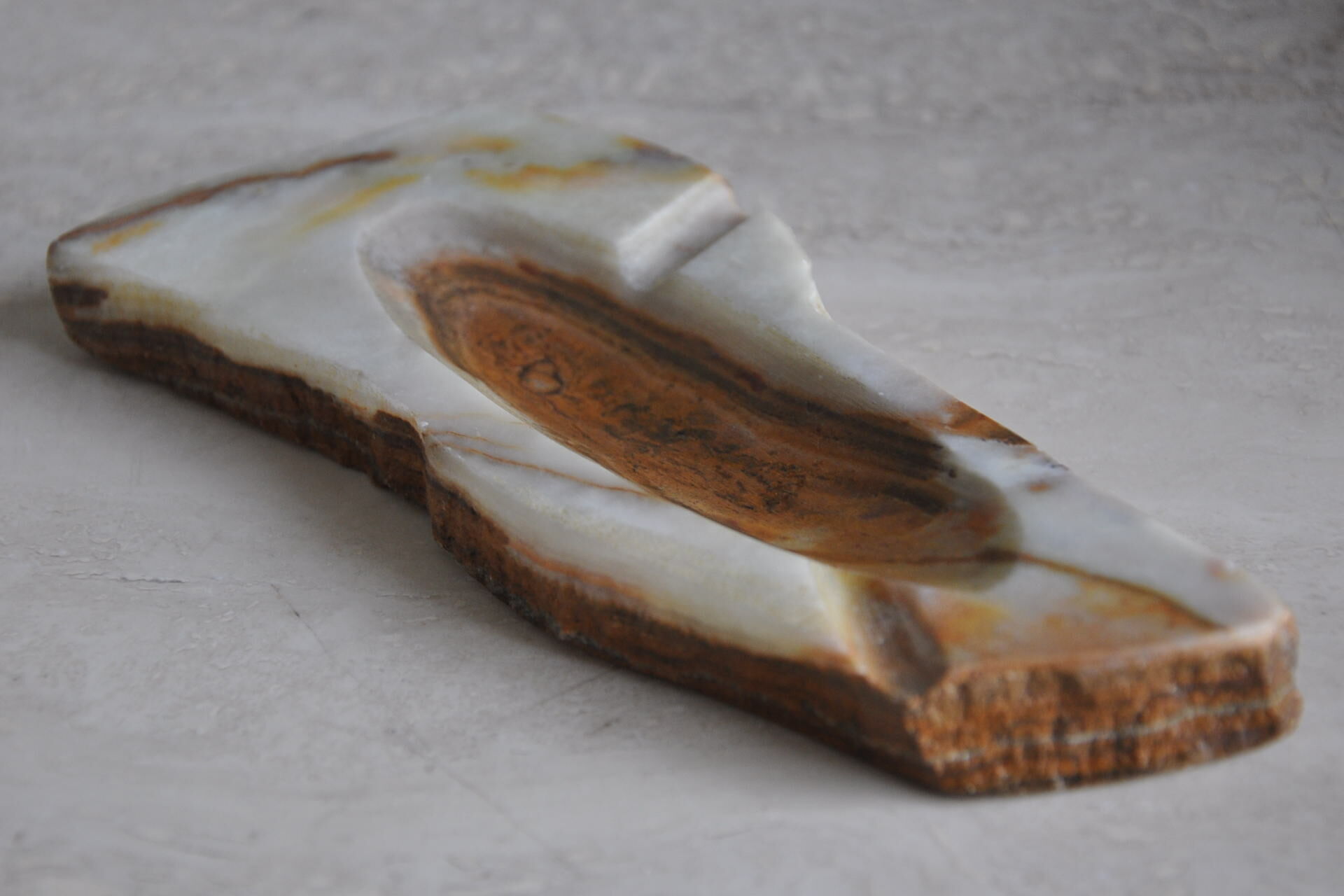 Vintage brutalist ashtray in natural onyx