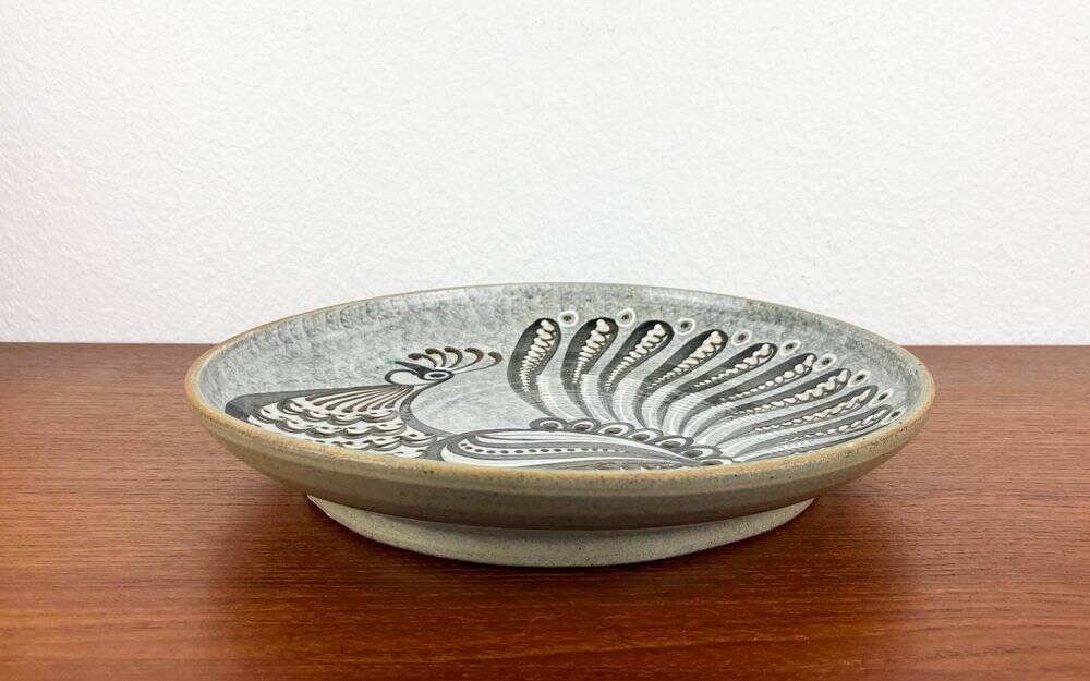 Vintage wall plate in West German pottery with rooster design, 1970s.