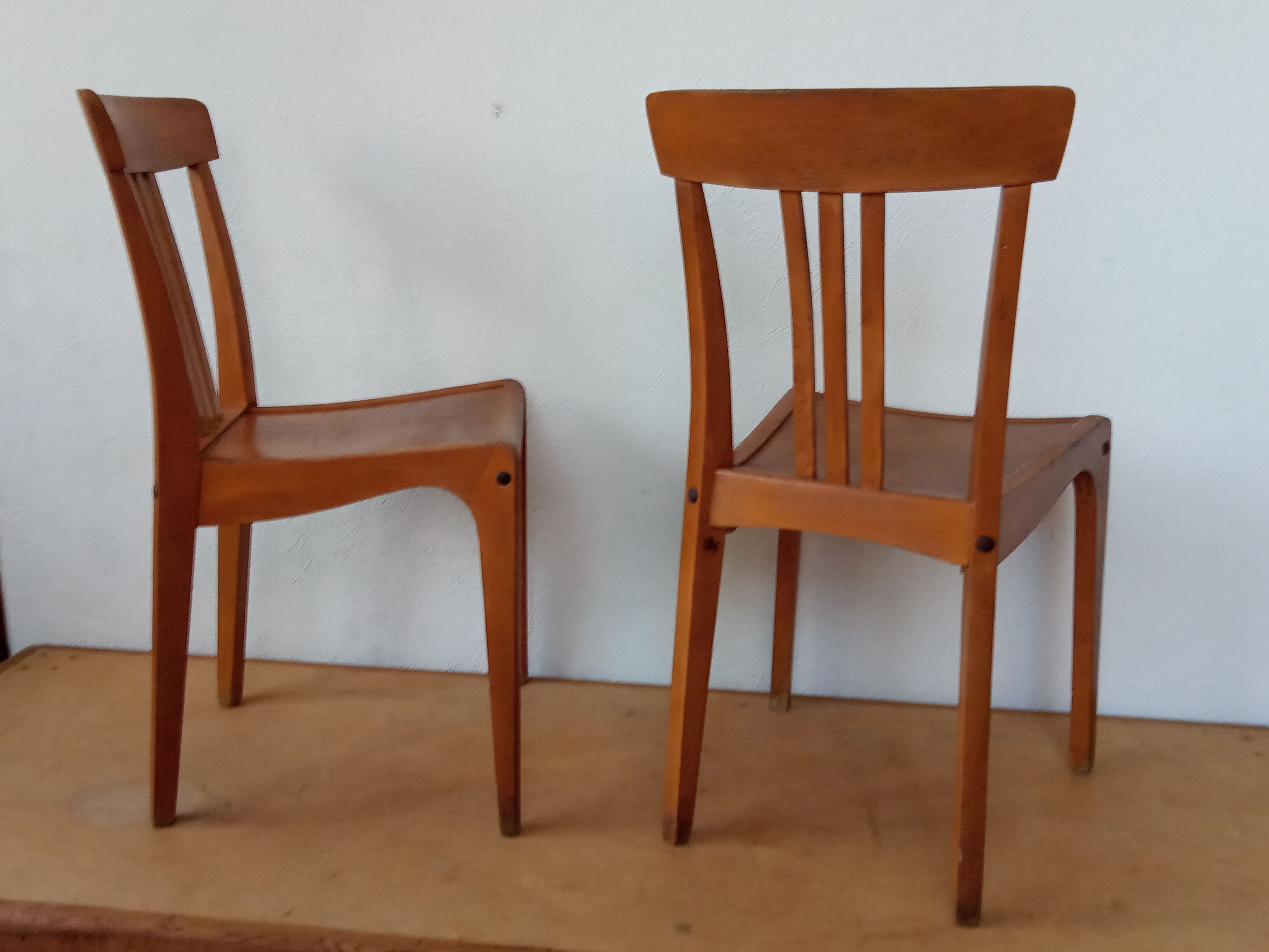 Paire de chaises bistrot Stella années 50