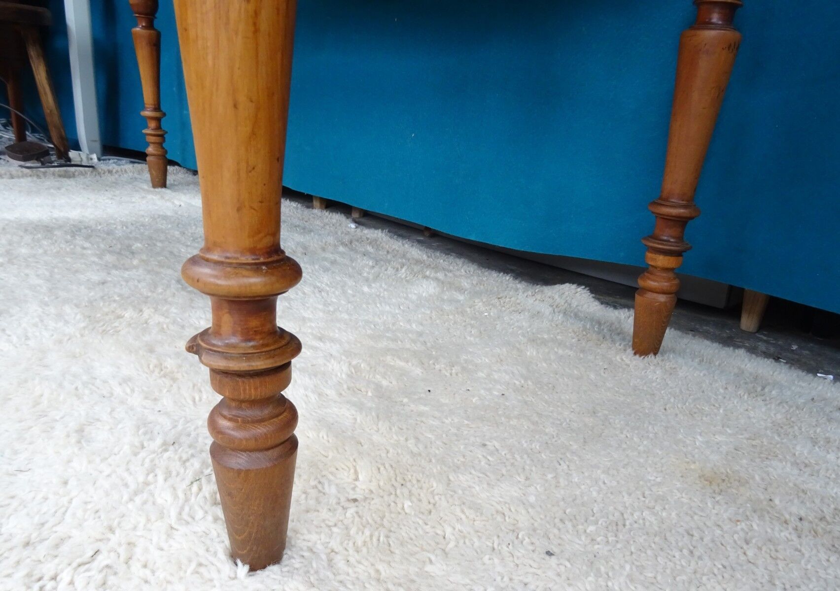 Table de ferme en bois fruitier