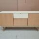 Enfilade -buffet bas . laque et fibre naturelle . marque red edition