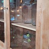 Sideboard with 2 glass panels