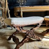 Paire de curules de la fin du xixe en bois sculpté de style Louis xv