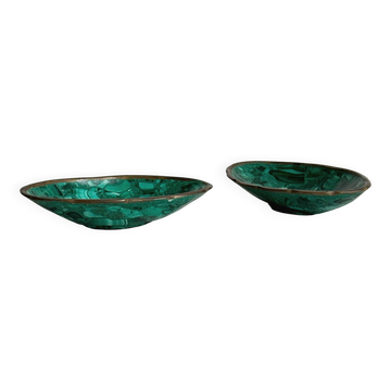 Mini bowls in malachite for jewellery or rings.