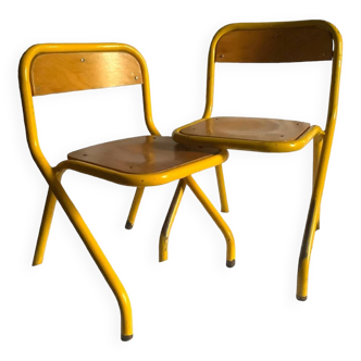 2 Vintage School Chairs 🪑