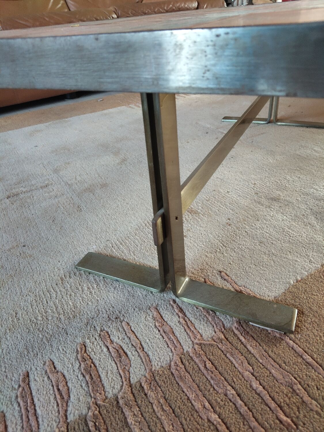 Table basse vintage en céramique – motif drakkar – design années 70