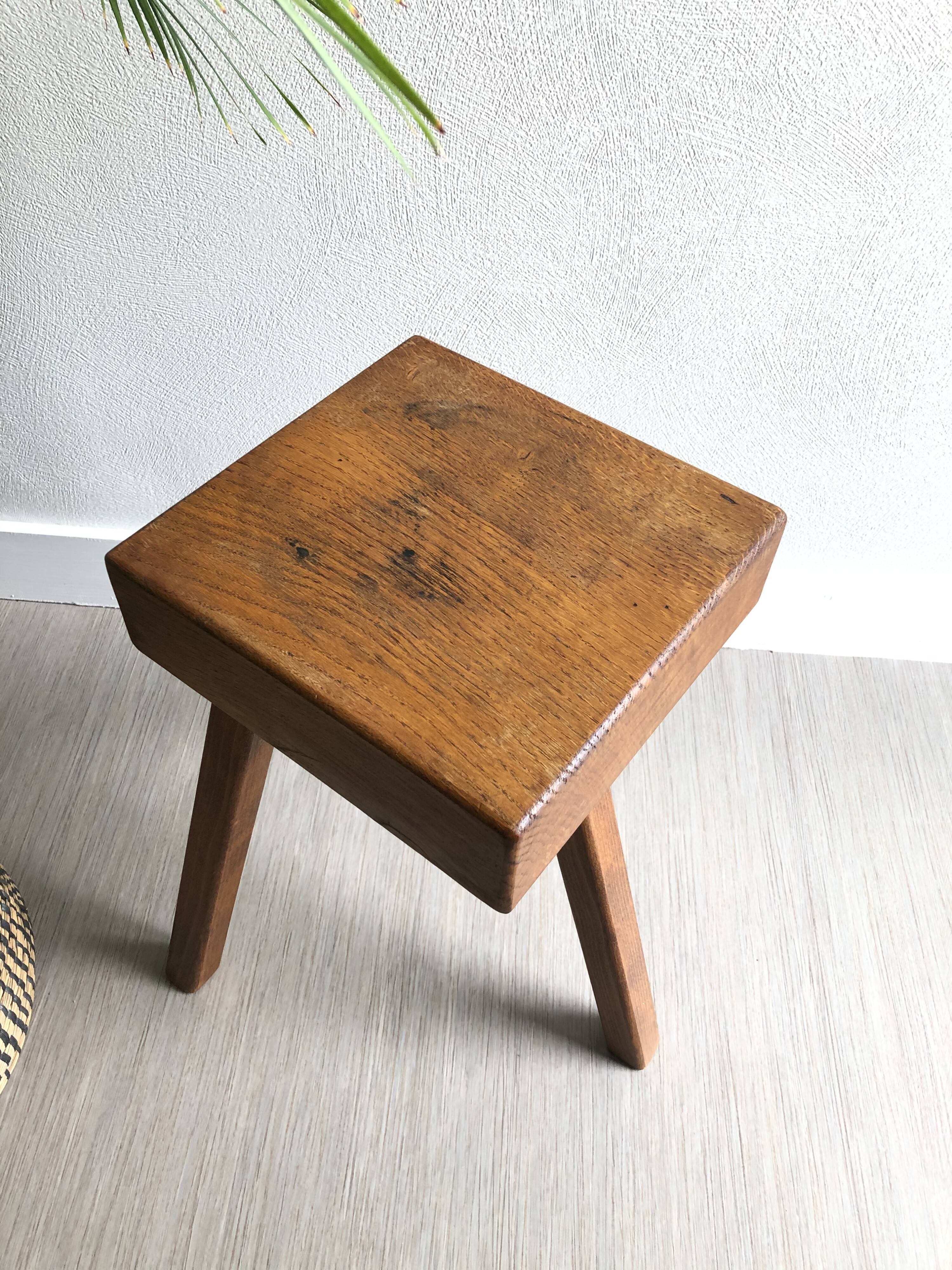 Tripod wooden stool