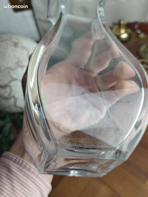 Baccarat Crystal Vase Crystal from France – Elegant & Pure Design