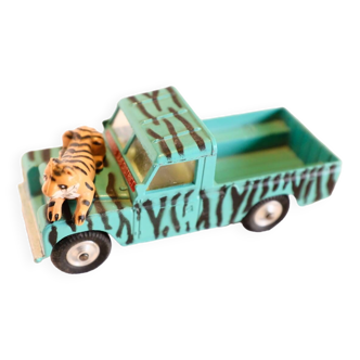 Car Land Rover safari 109 corgy toys