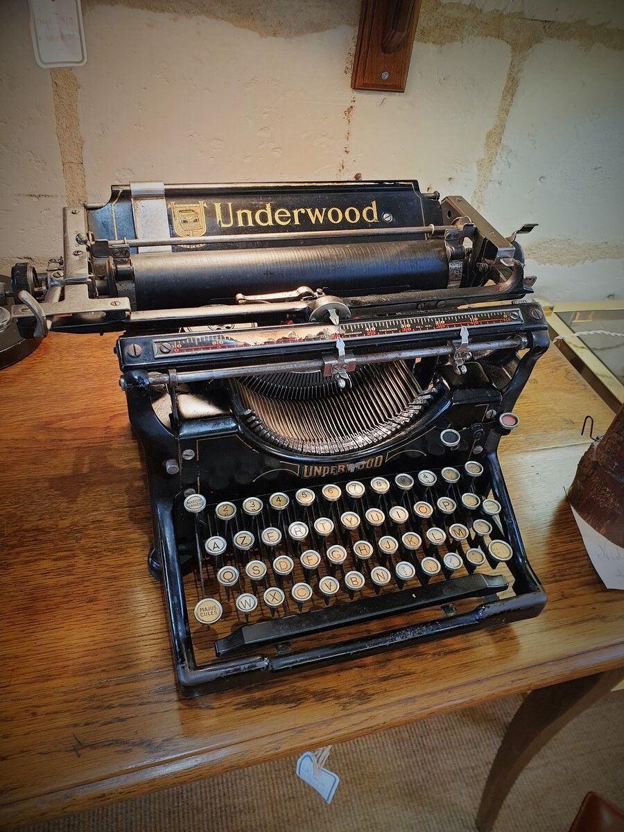 Underwood Typewriter 1915