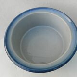 Two stackable salad bowls with a sleet lid