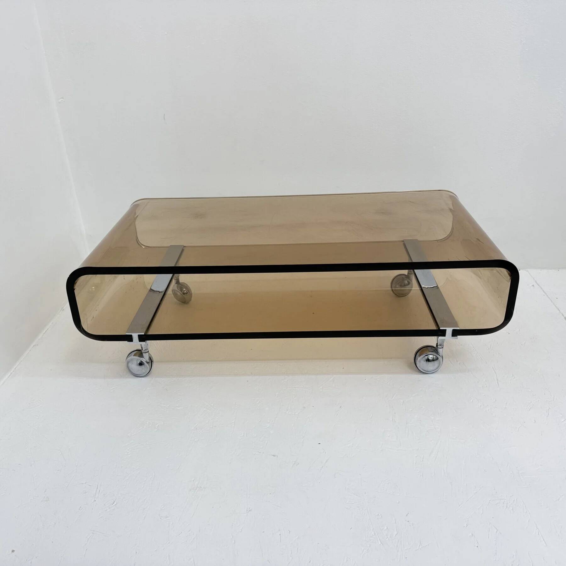 Mid-century plexiglas design coffee table by Michel Dumas for Roche Bobois, 1972