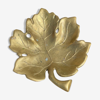 Empty brass leaf pocket