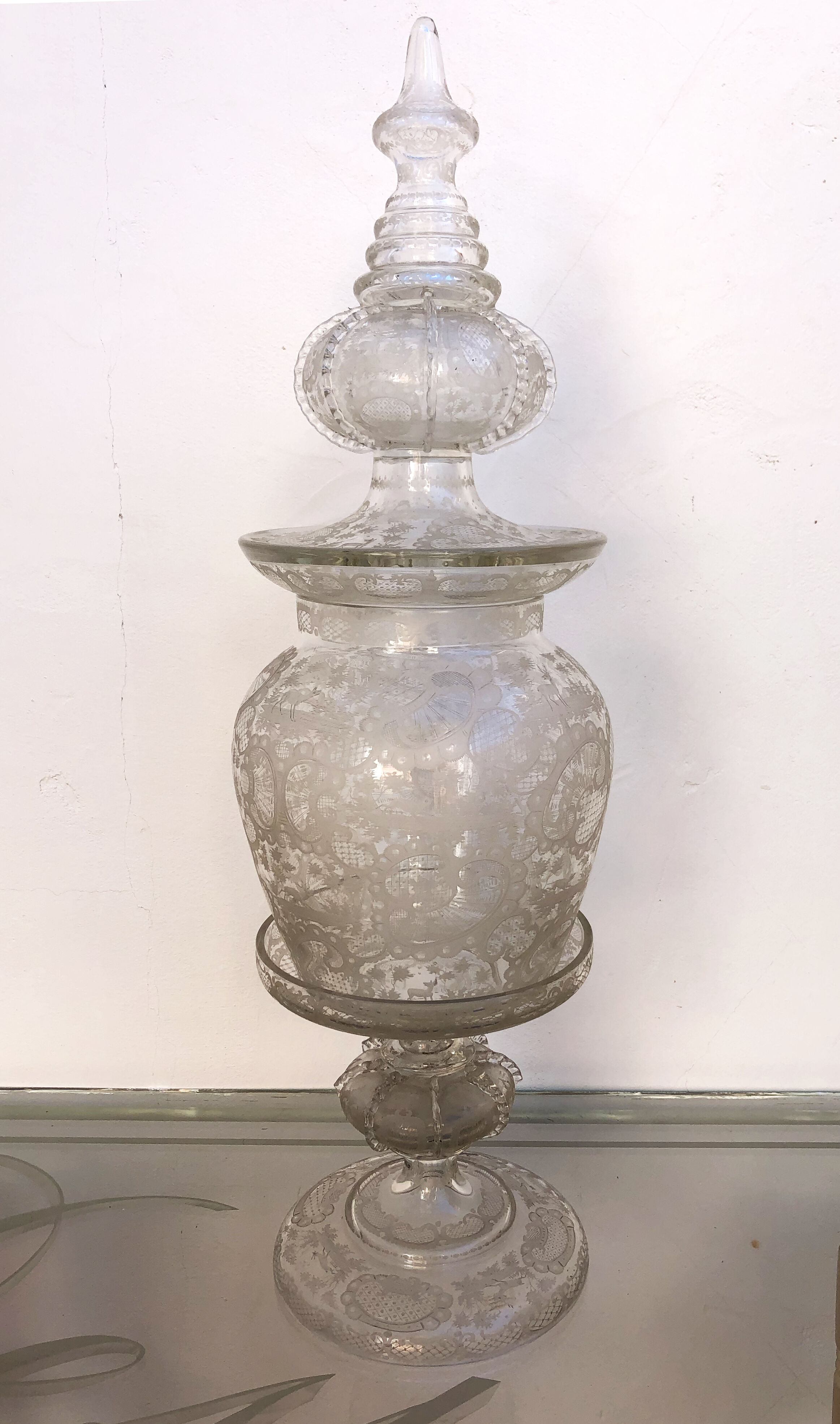 Very large glass punch vase engraved on pedestal, eighteenth