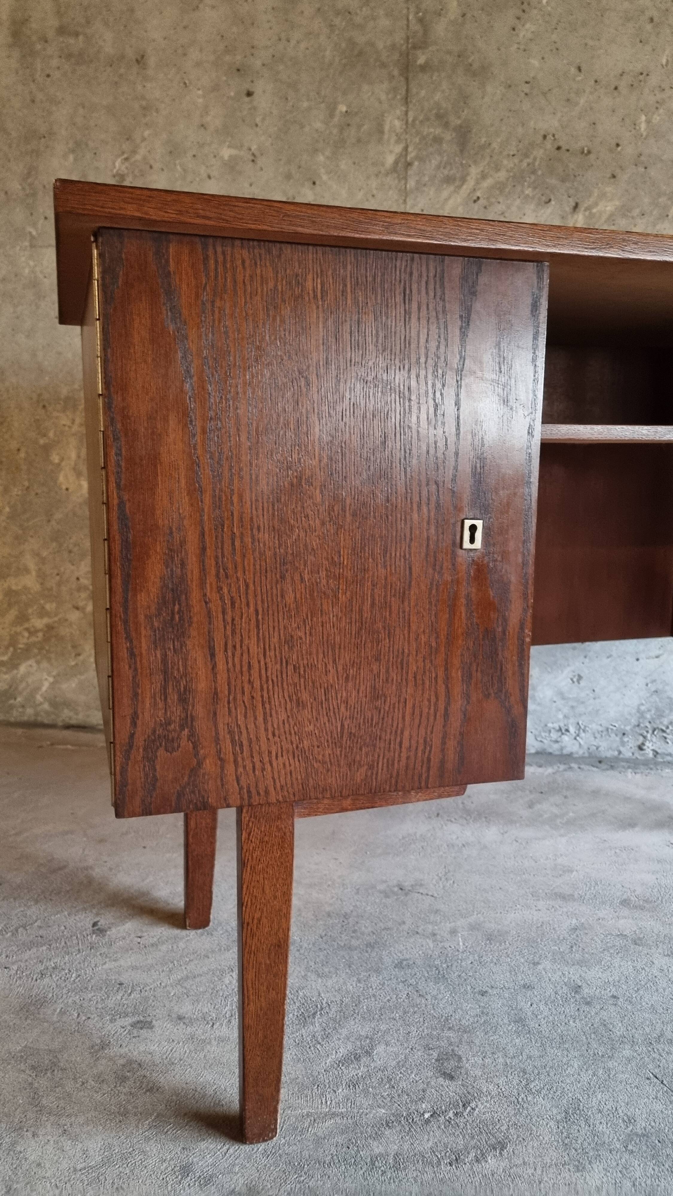 Bureau en placage de palissandre vintage