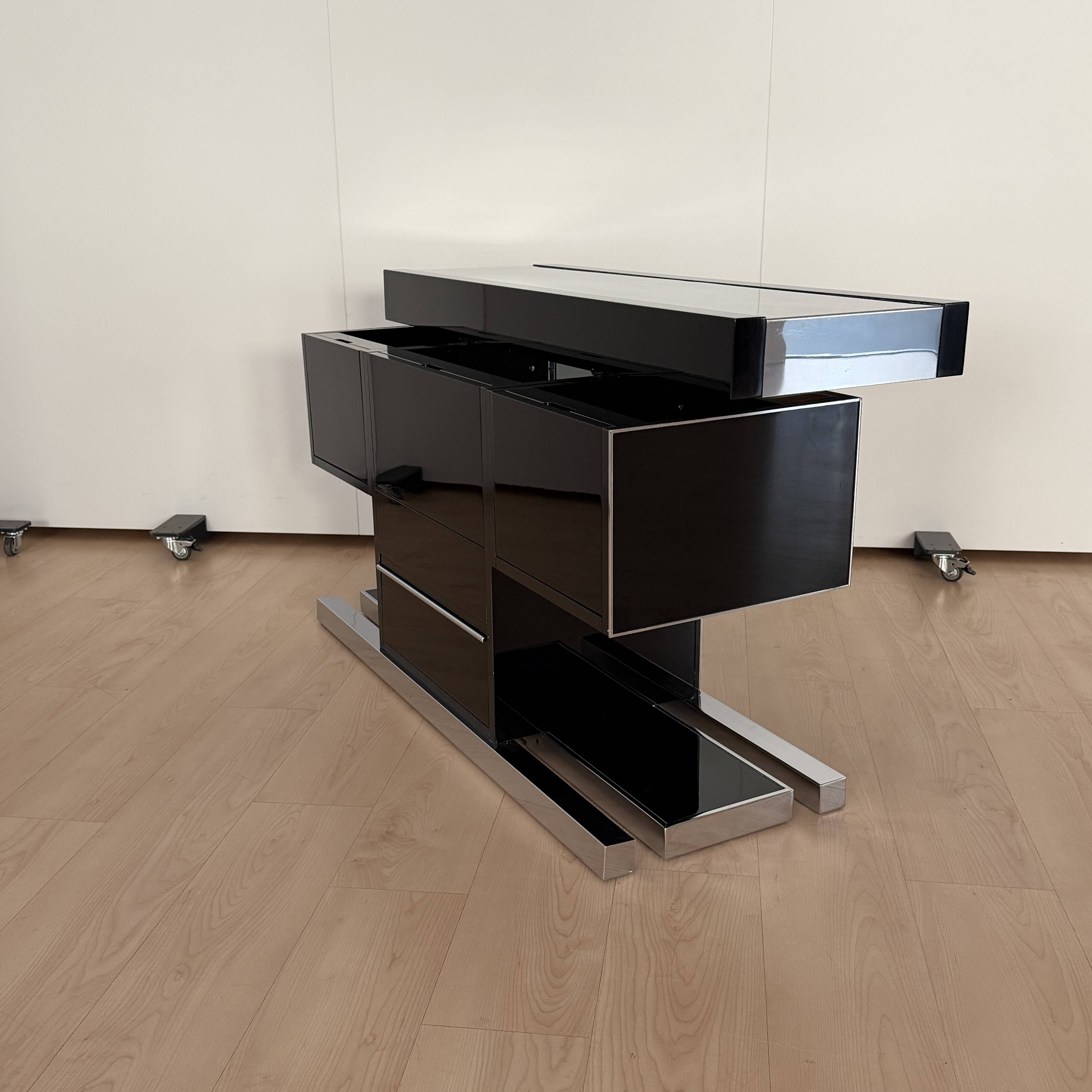 Willy Rizzo Dry Bar, Black Lacquer, Chrome, Leather, Italy circa 1970