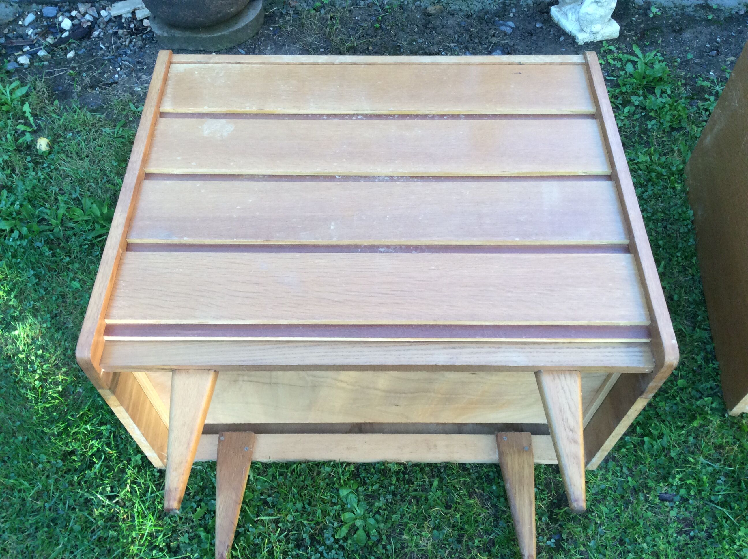 Vintage commodes (duo) in oak with 4 drawers.