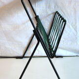 Magazine rack 60