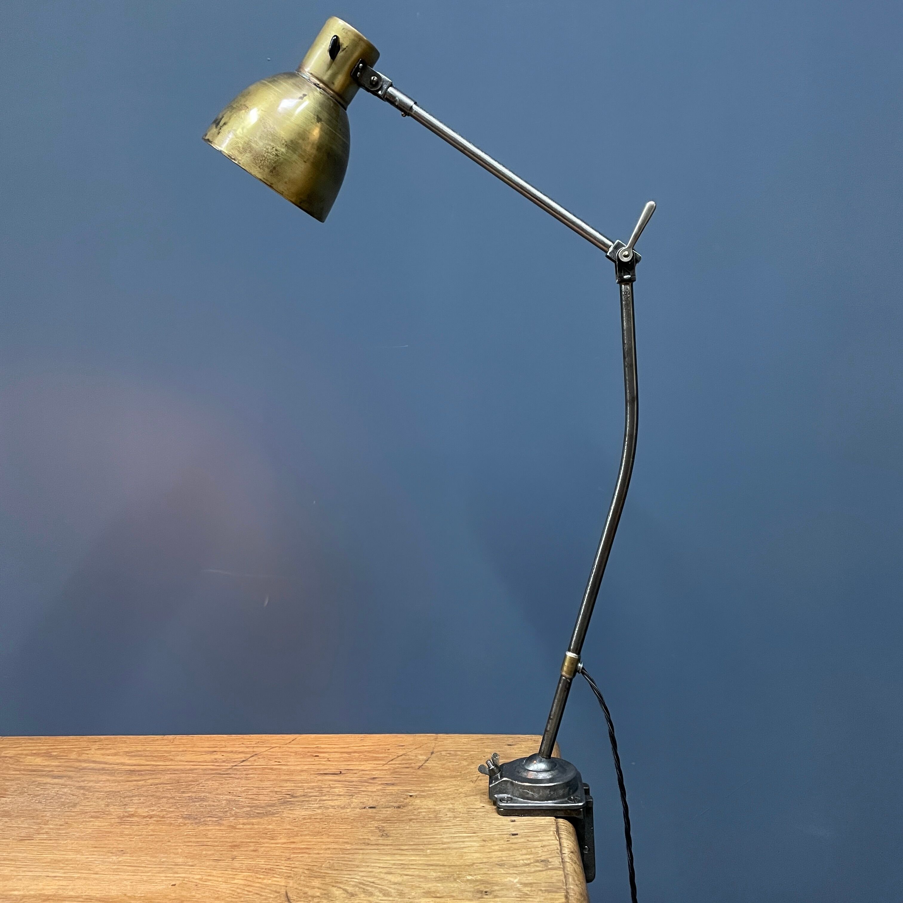 Industria rotterdam clamp lamp with brass shade