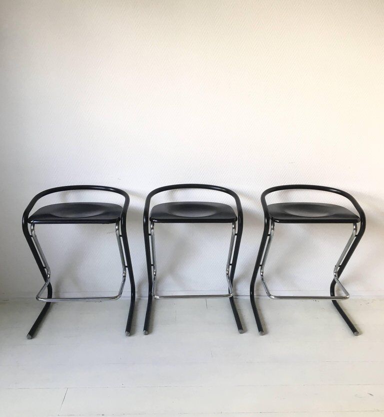 Set of three bar stools black and chrome of Thema Italy to the 1970s