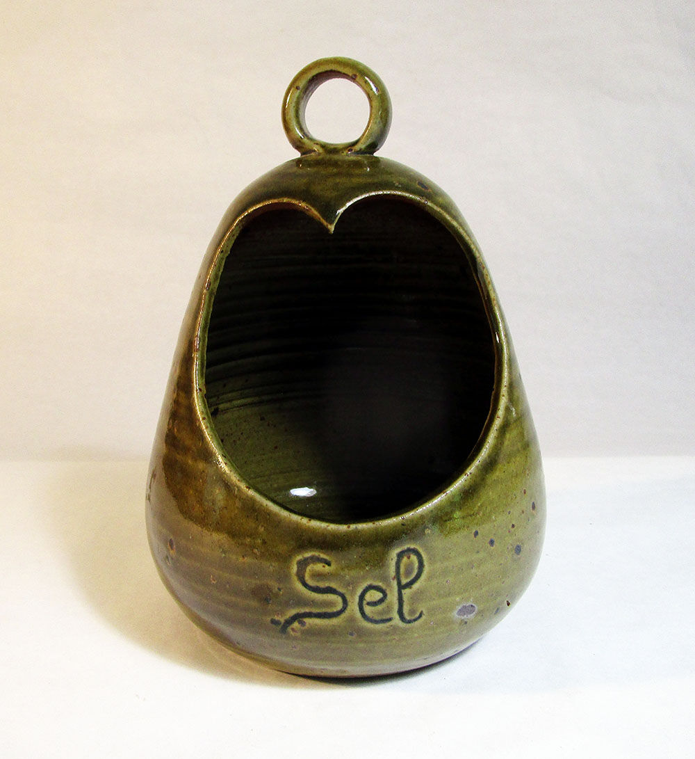 Sandstone salt pot with ring