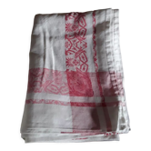 Nappe rose et blanche damassée