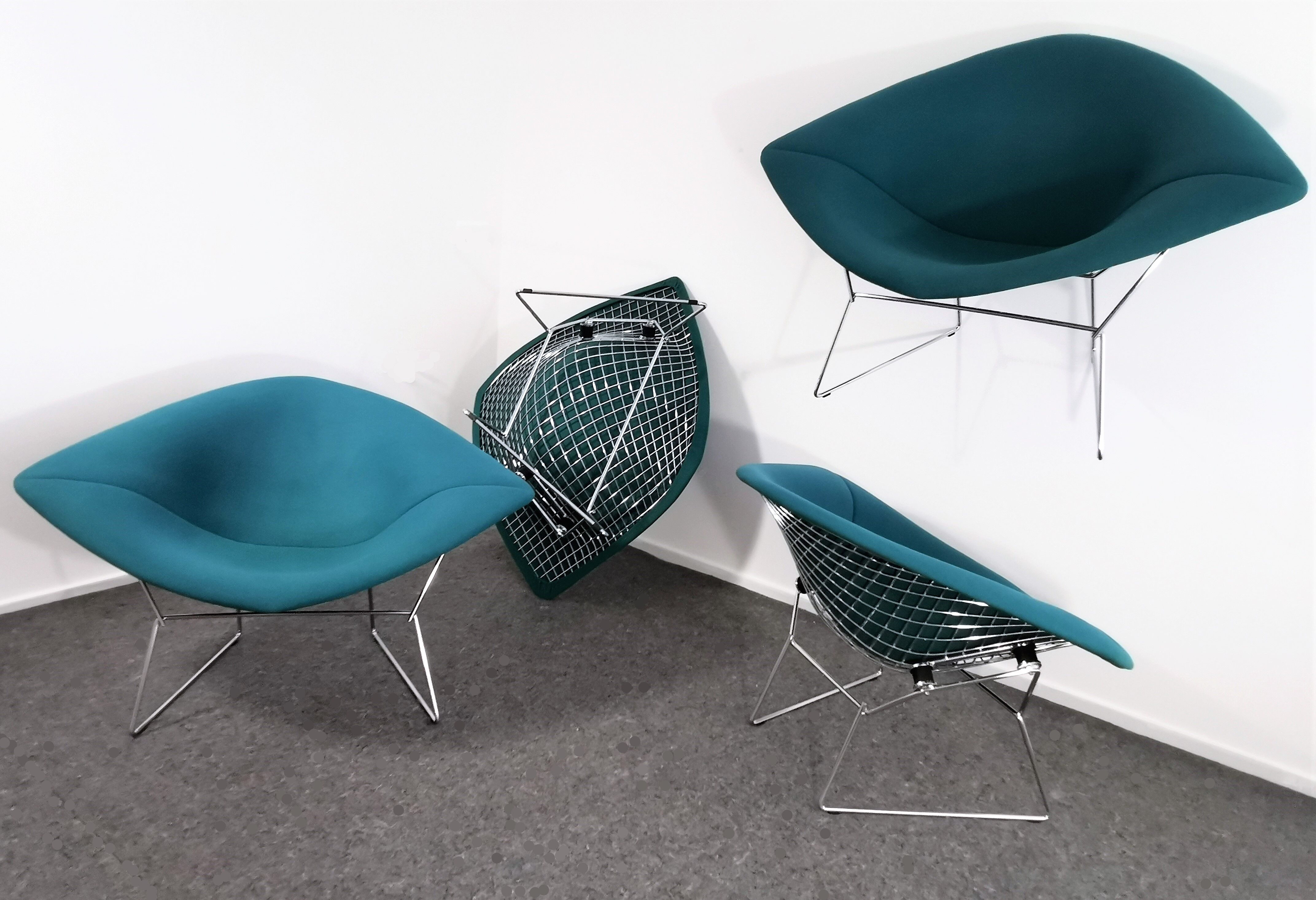 Diamond lounge armchairs by Harry Bertoia for Knoll