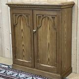 English buffet XIXth in pitch pine