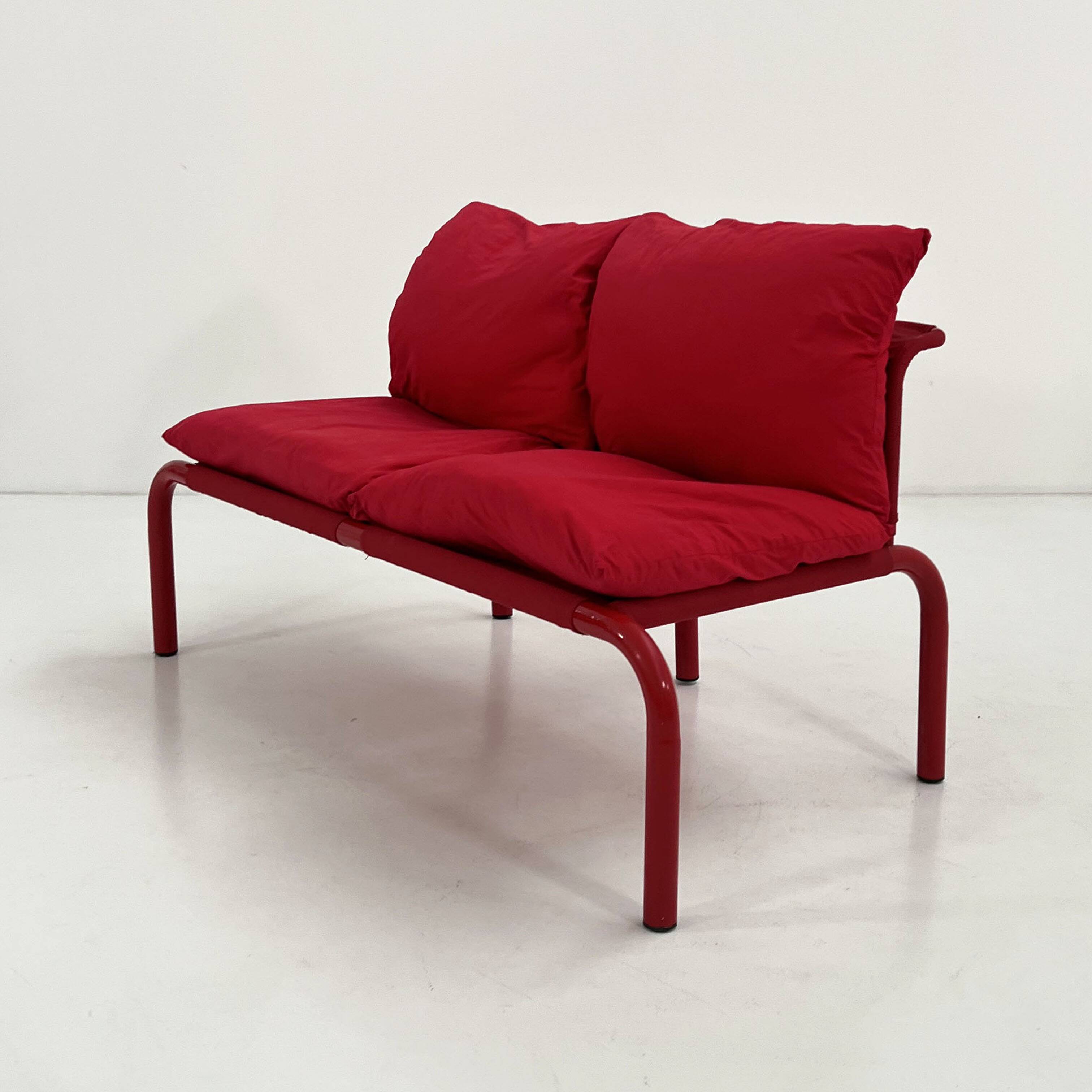 Sofa Tubulaire Rouge de Thalia & Co, 1980