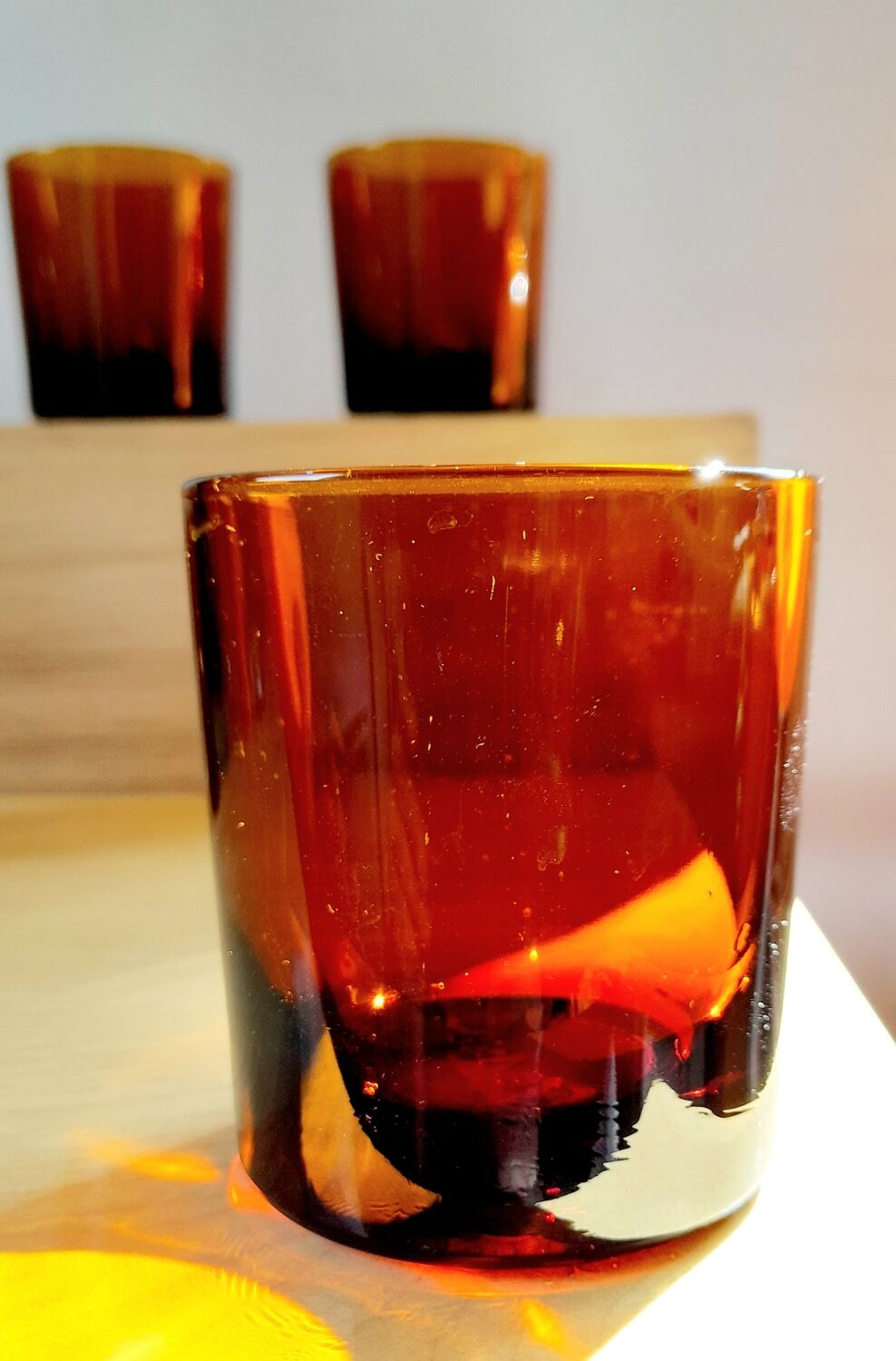 Lot de 4 verres ambrés Lever 70s