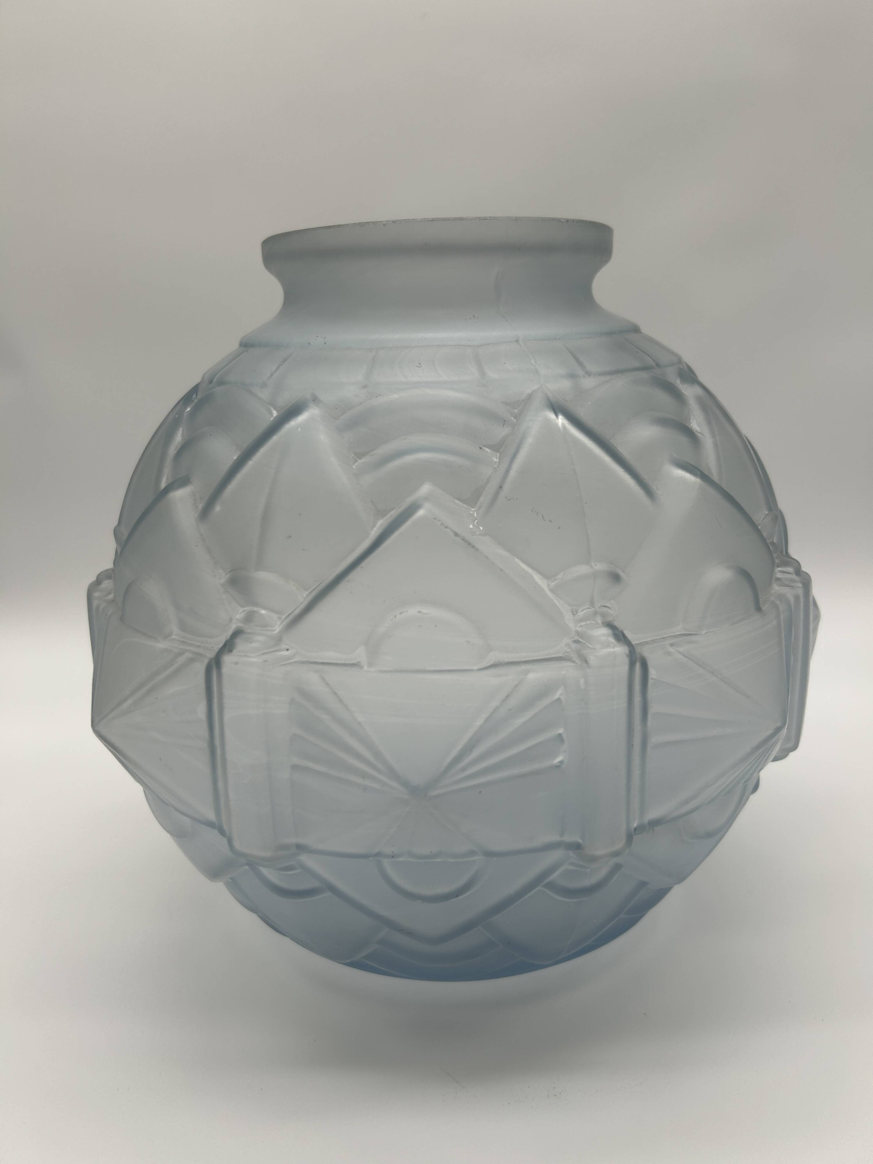 ART DECO period glass ball vase