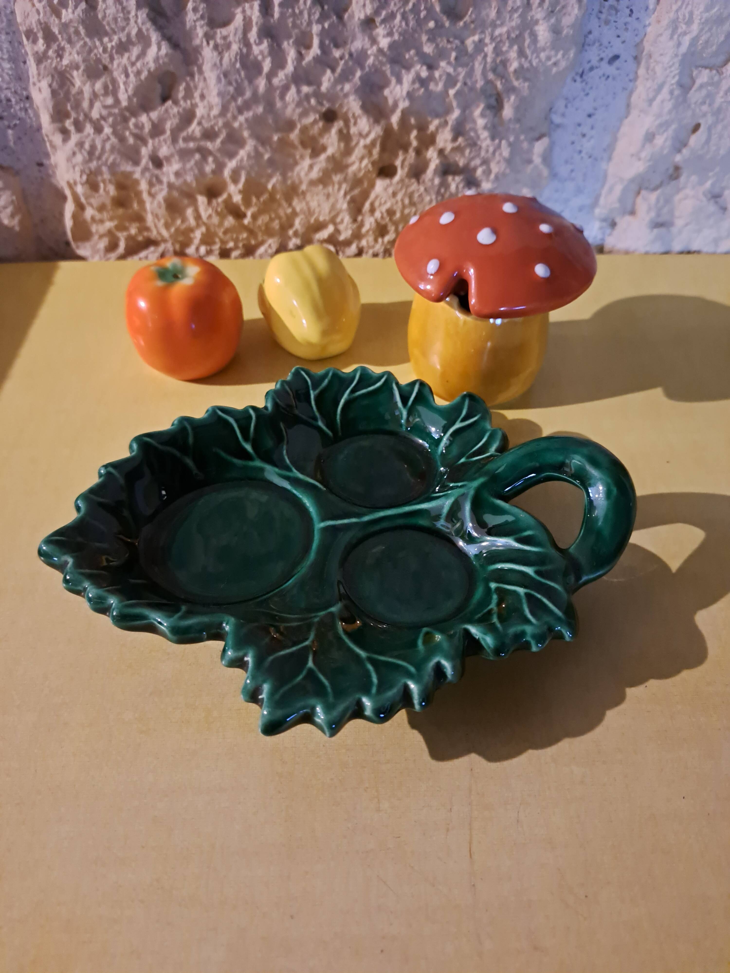 Salt shaker, pepper shaker, mustard slushie Vallauris vegetable and mushroom service