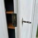 Armoire parisienne ancienne patine blanche
